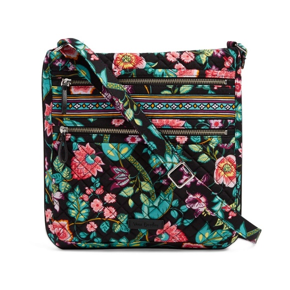 Vera Bradley Handbags - Vera Bradly Bag Vera Bradley Handbags - Vera Bradly Bag